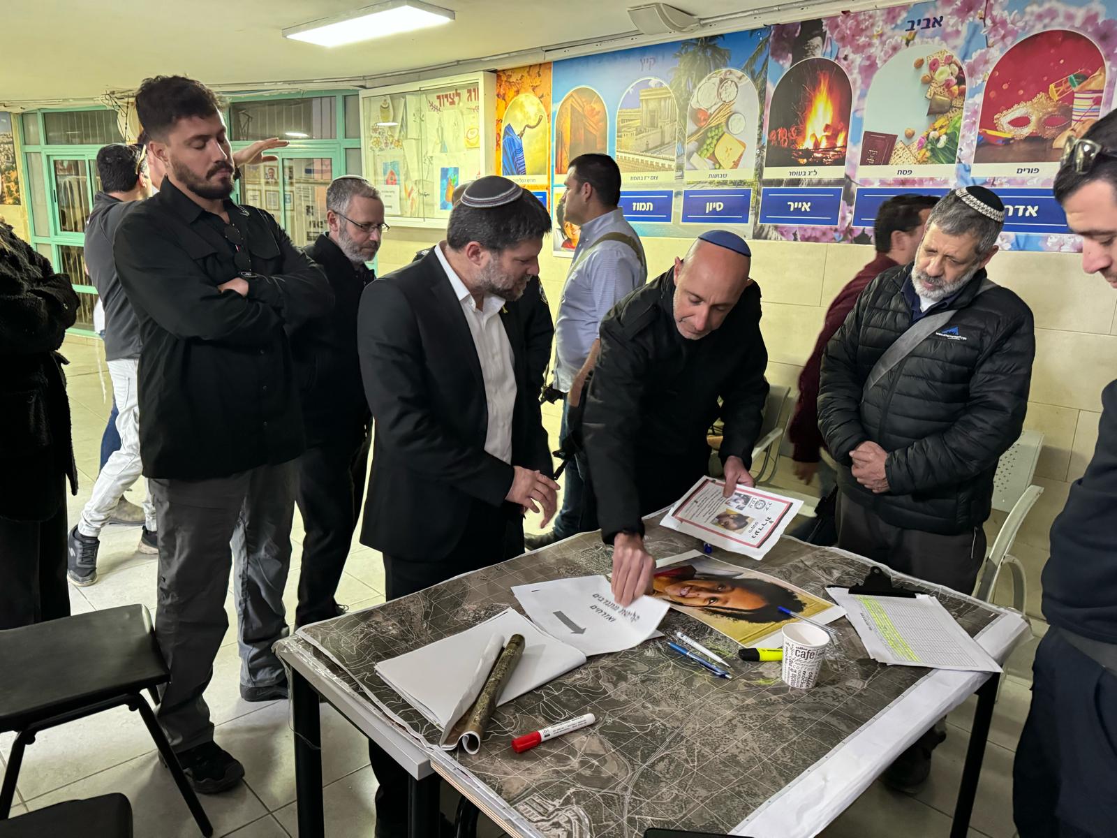 השר סמוטריץ' בחפ"ק החיפושים בצפת