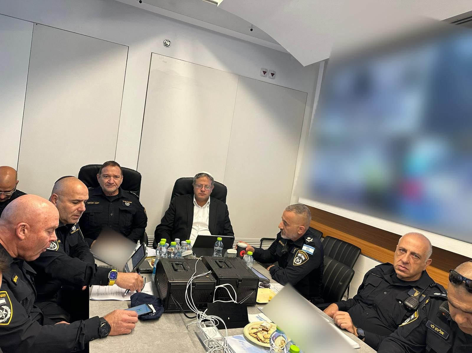 השר בן גביר בהערכת מצב    