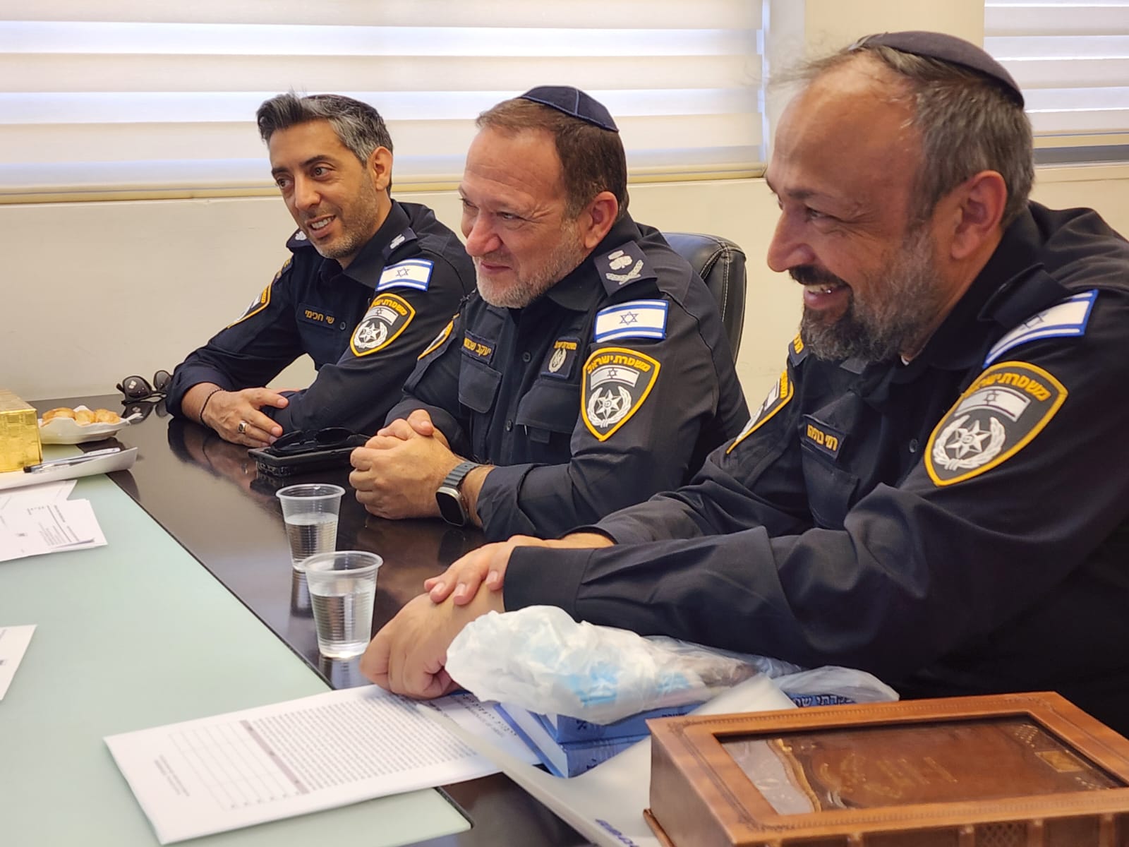 המפכ"ל ורב המשטרה במהלך הפגישה עם הרב יוסף