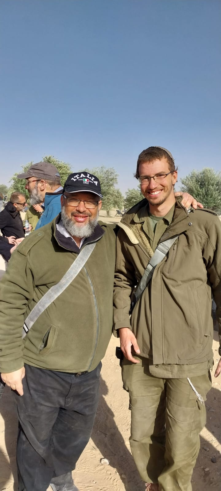 אנסבכר ביחד עם הרב רוני קלופשטוק