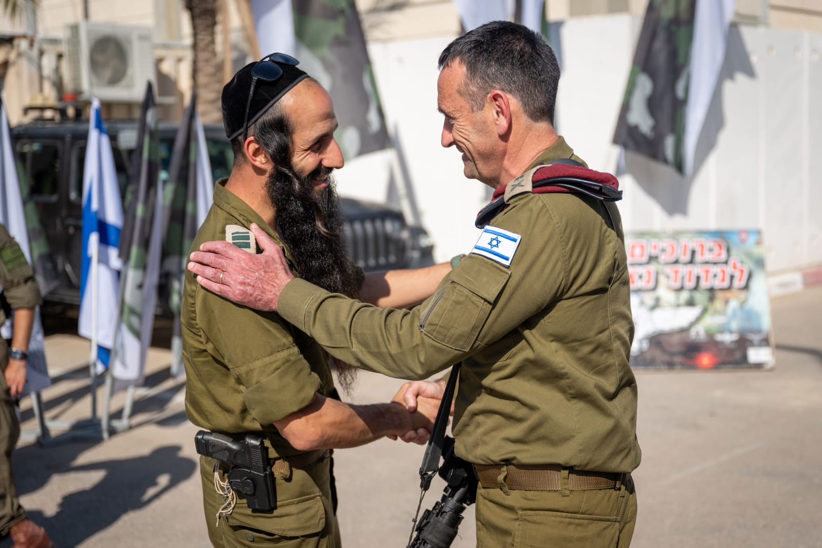 סרן הרב משה גבאי עם הלוי