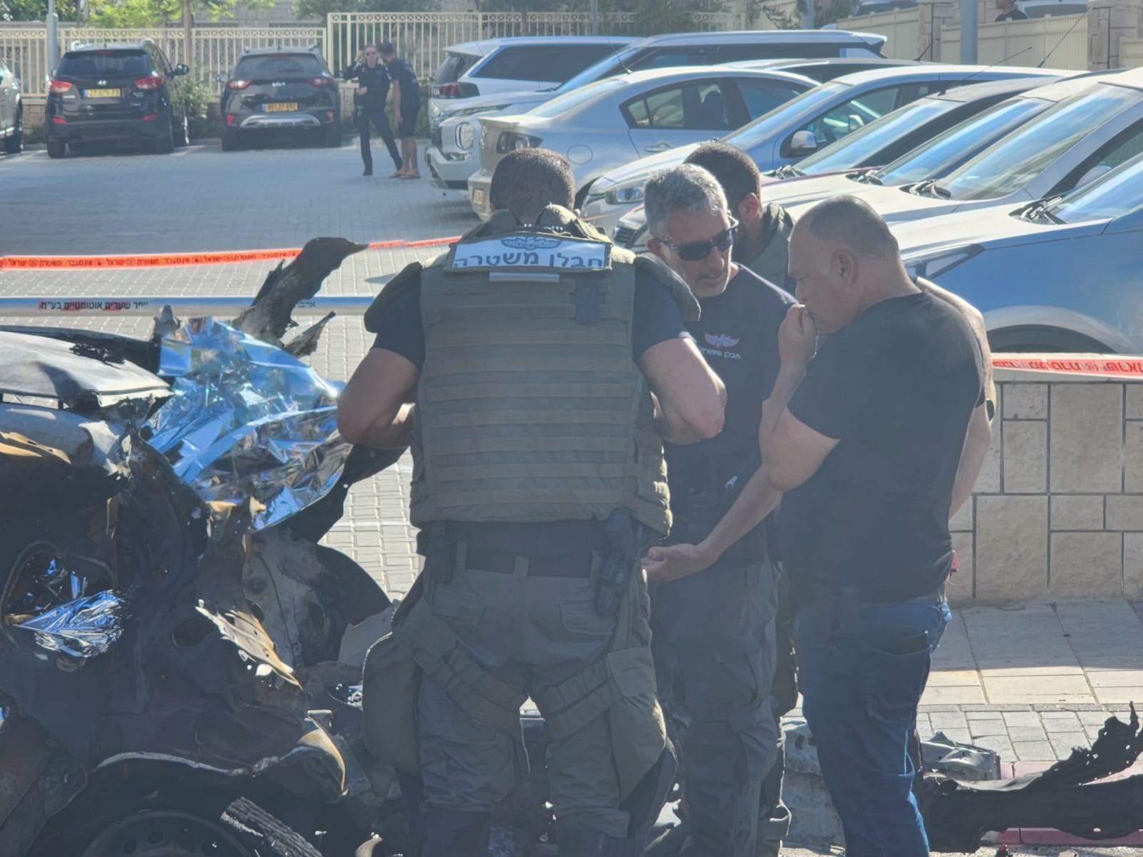 חבלן משטרה בזירת הפיצוץ