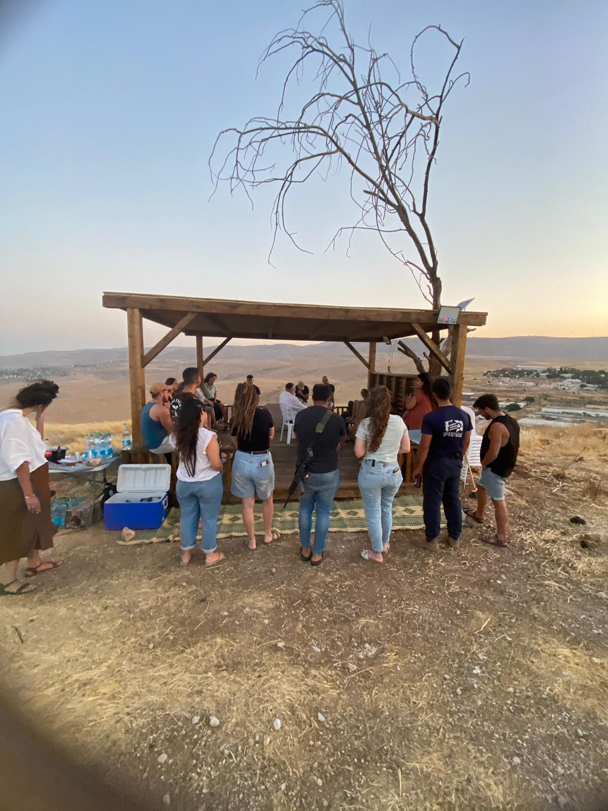 מצפה חדש לזכר יוני ברנד