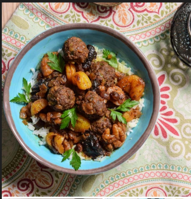 טנזיה עם קציצות בשר