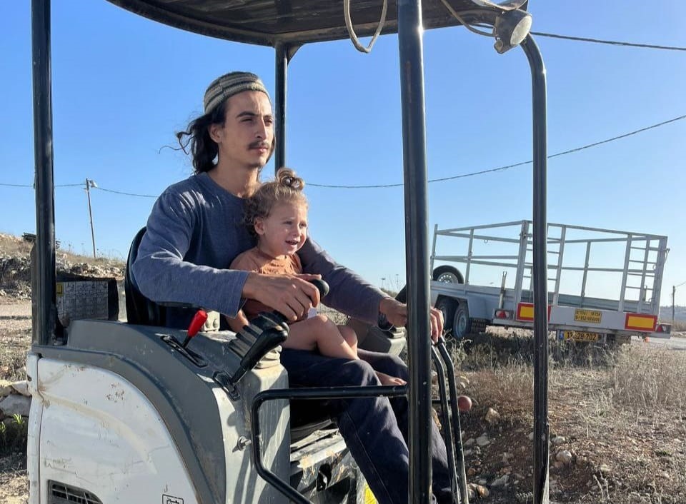 אלחי כרמלי ובנו