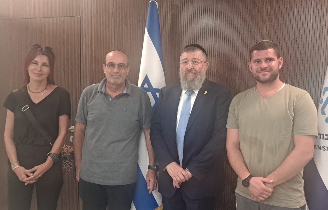 המפגש עם בן צור