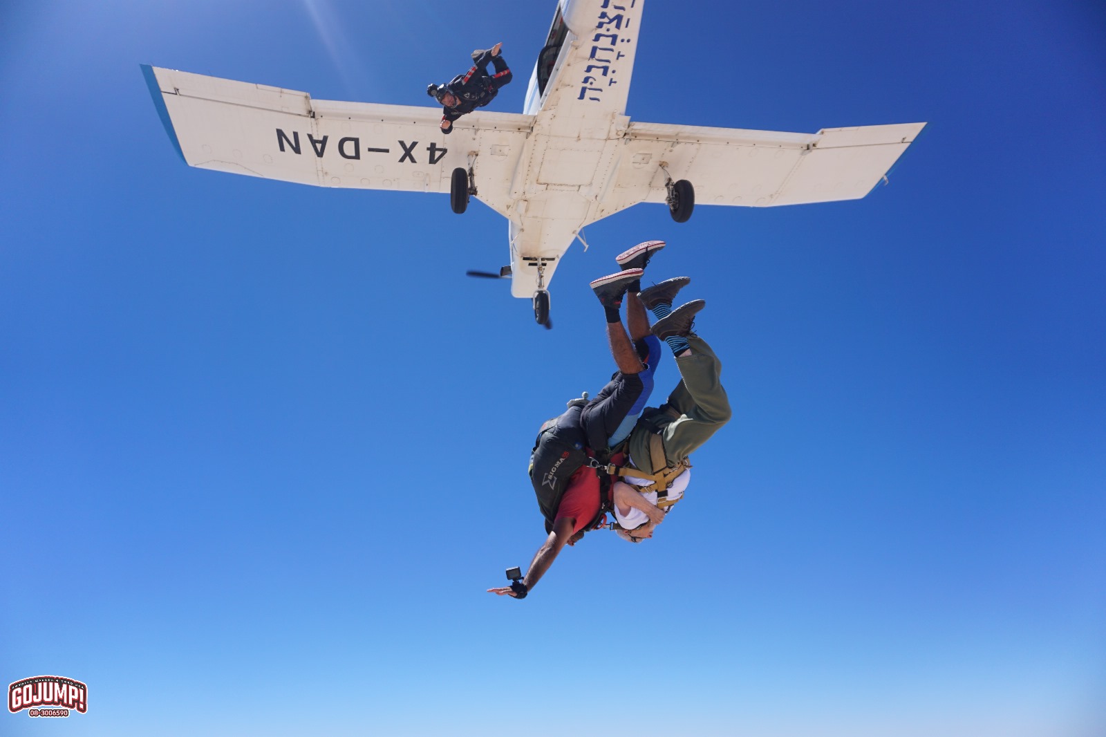 צניחת יום הולדת 