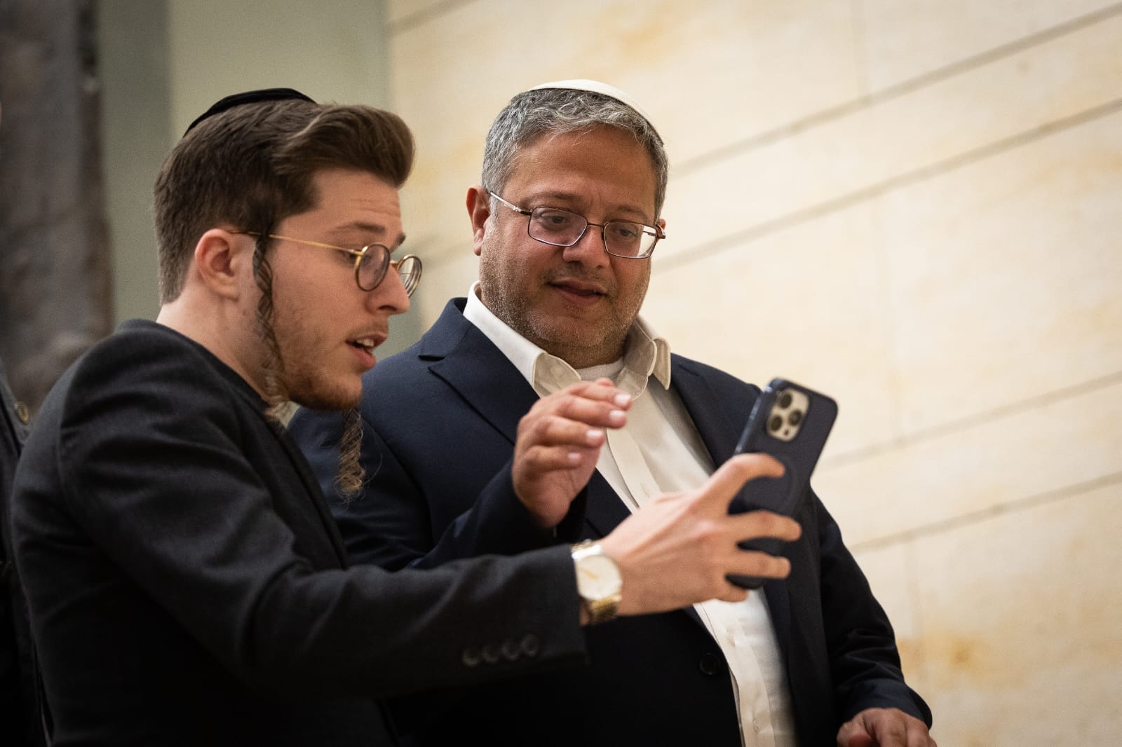 בן גביר וישכר זלמנוביץ