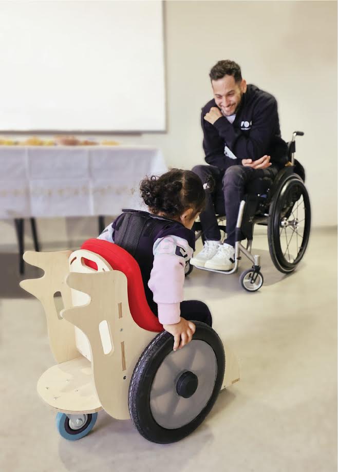 גלגלוש של TOM קרדיט - TOM