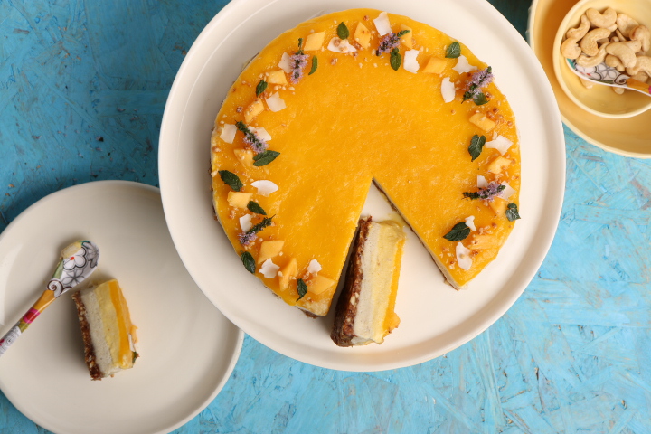 עוגת גבינת קשיו ומנגו