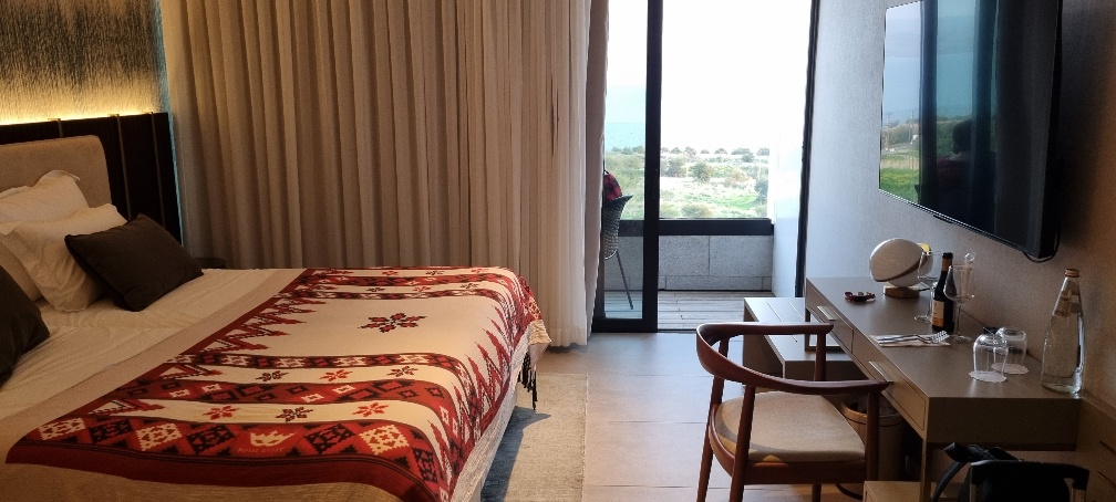 חדר לנוף הכינרת