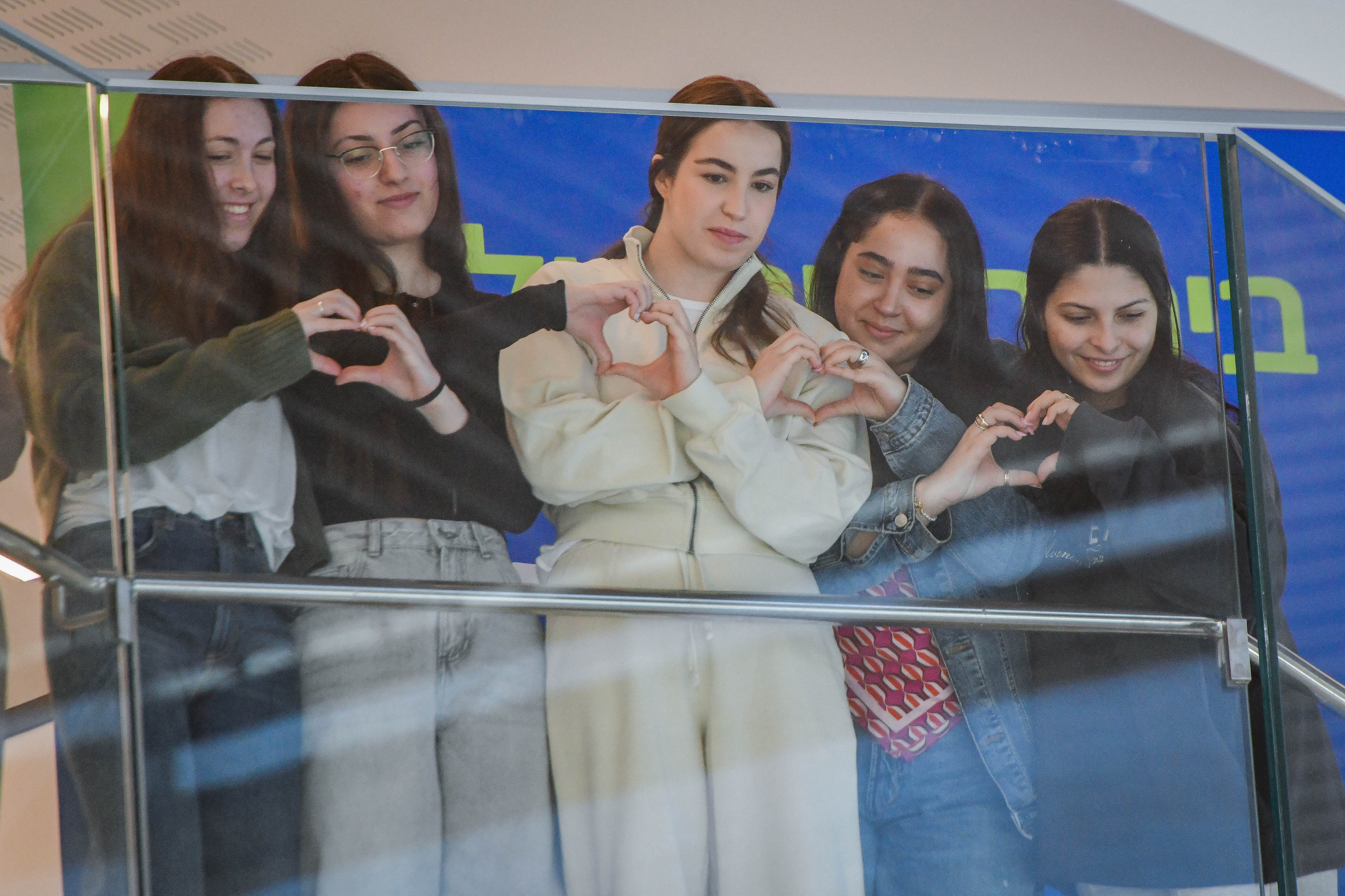 התצפיתניות ששוחררו משבי חמאס