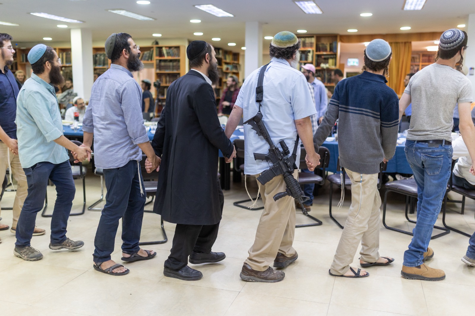 חוגגים 25 שנה לישיבת תקוע