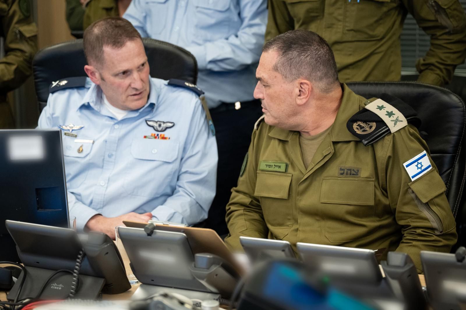 הרמטכ"ל זמיר עם תומר בר