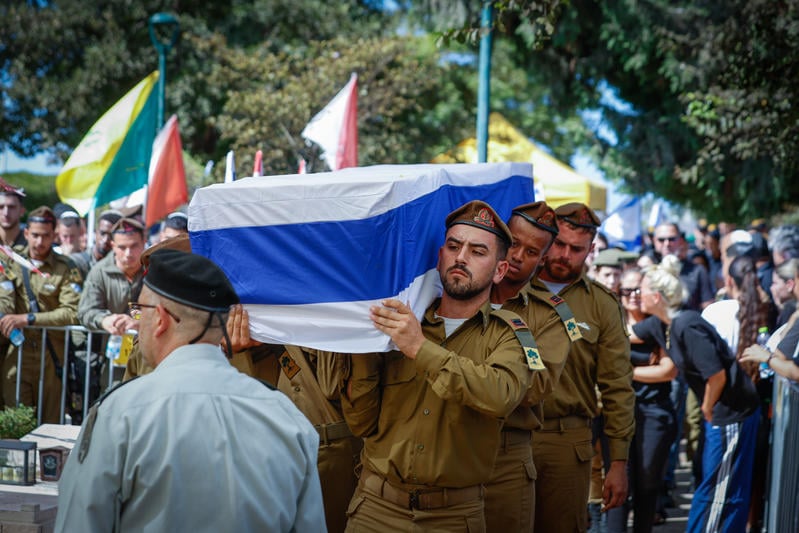 רון אריאלי מובא למנוחות