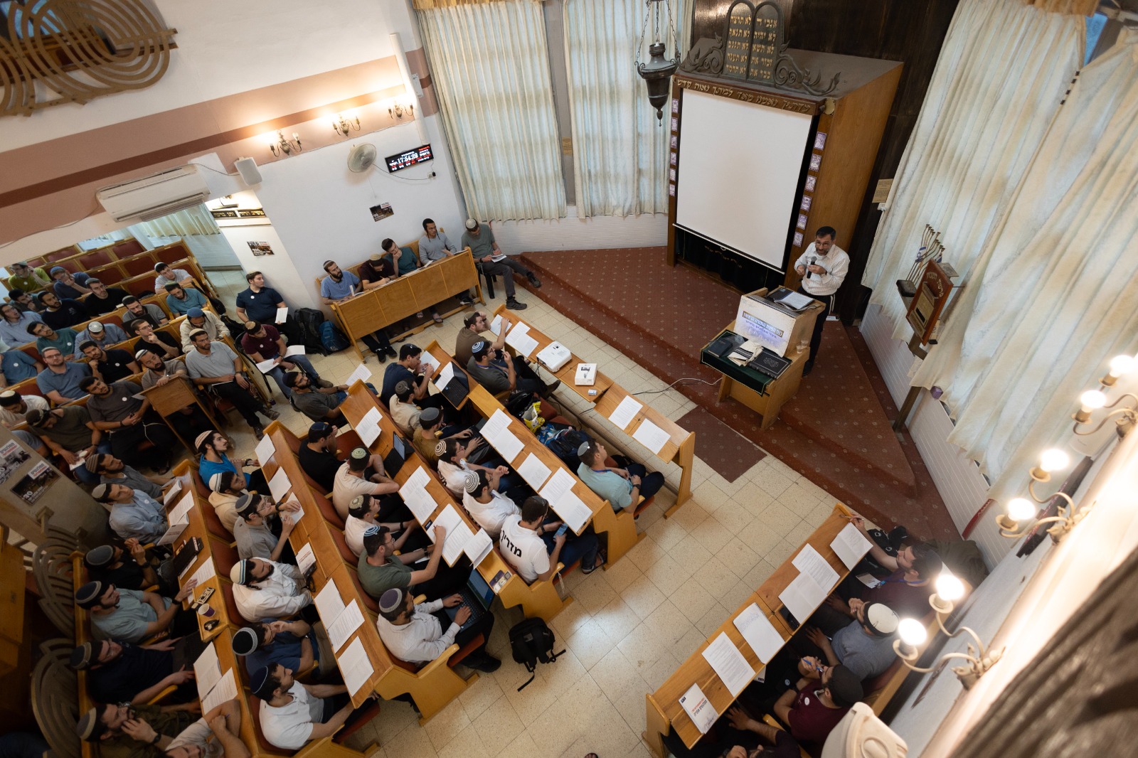 כנס מתלהטים אחריה