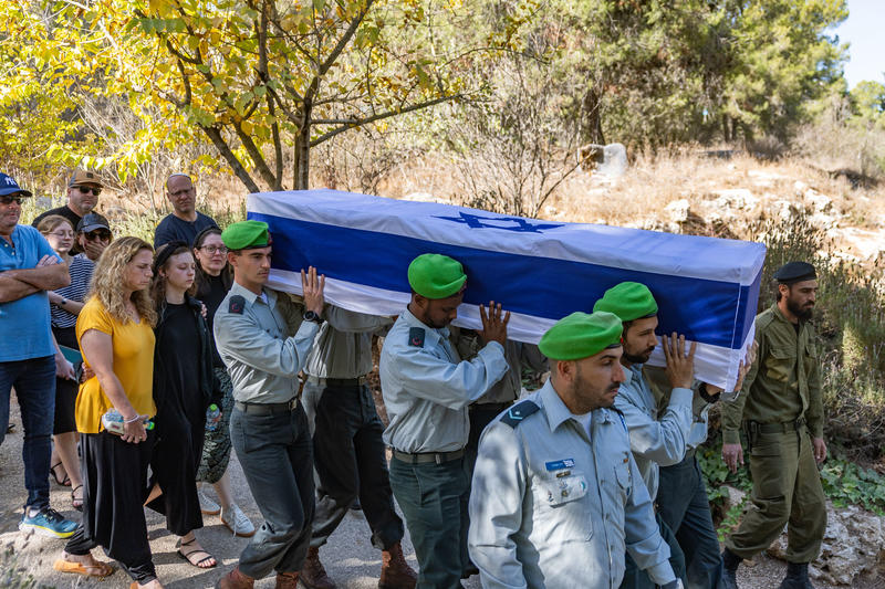 הלוויתו של יניב קולא