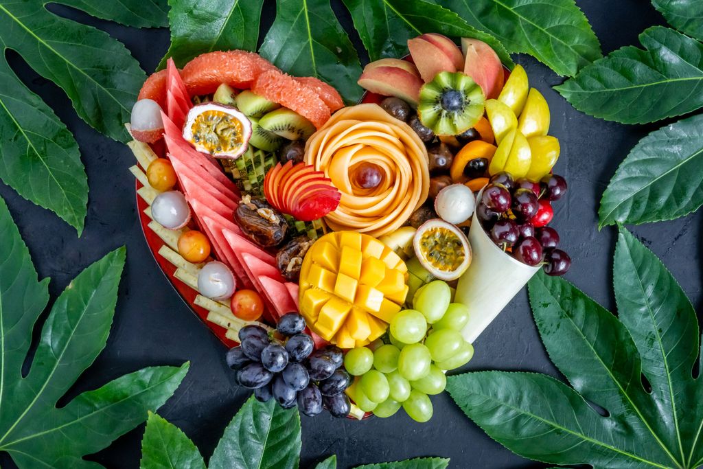 מגש פירות רומנטי