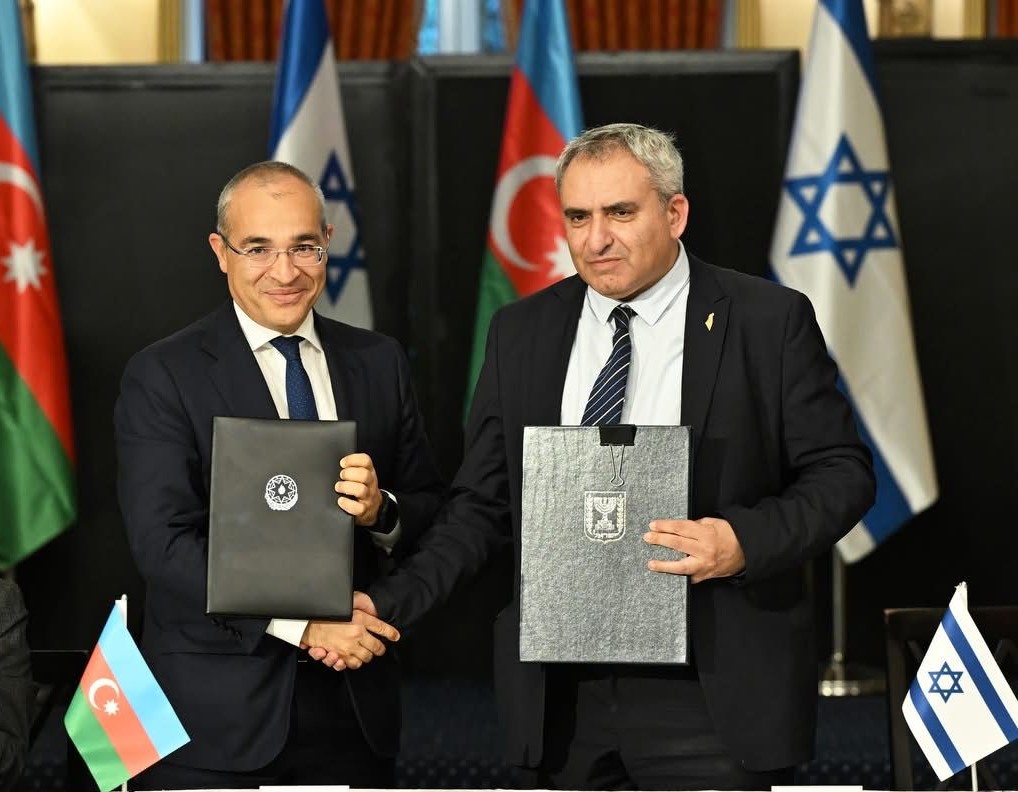 עם השר אלקין