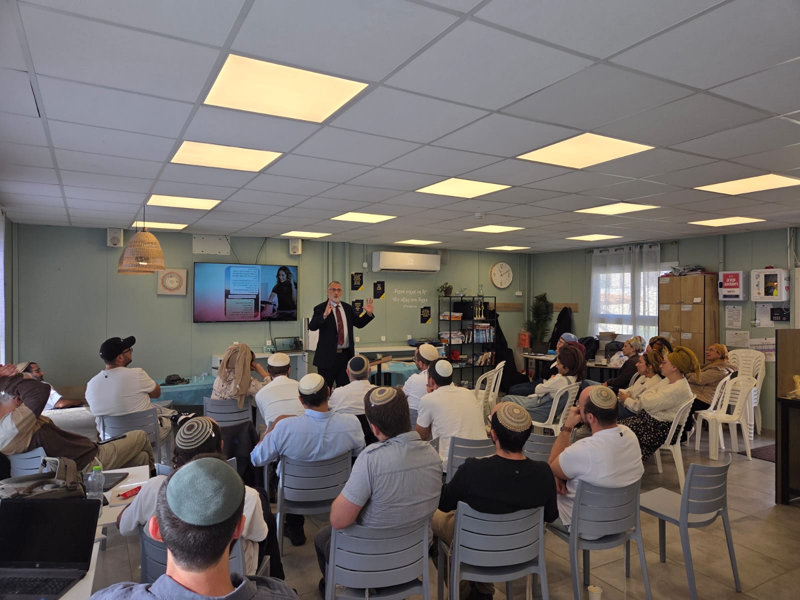 בהכנסת ספר תורה