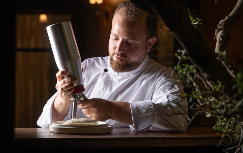 שף אלי דיויס