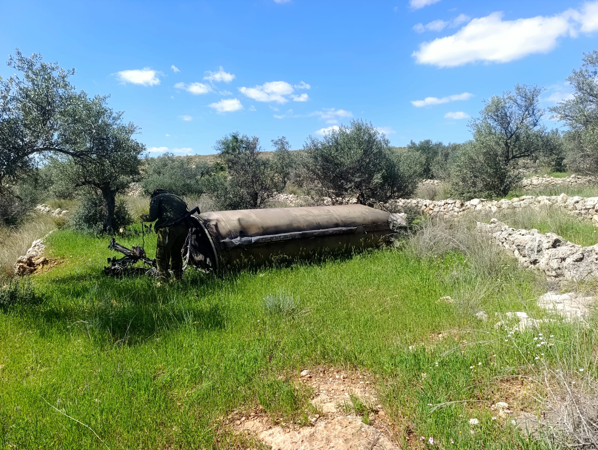 שבר טיל בחוות "חסד עולם" בבנימין