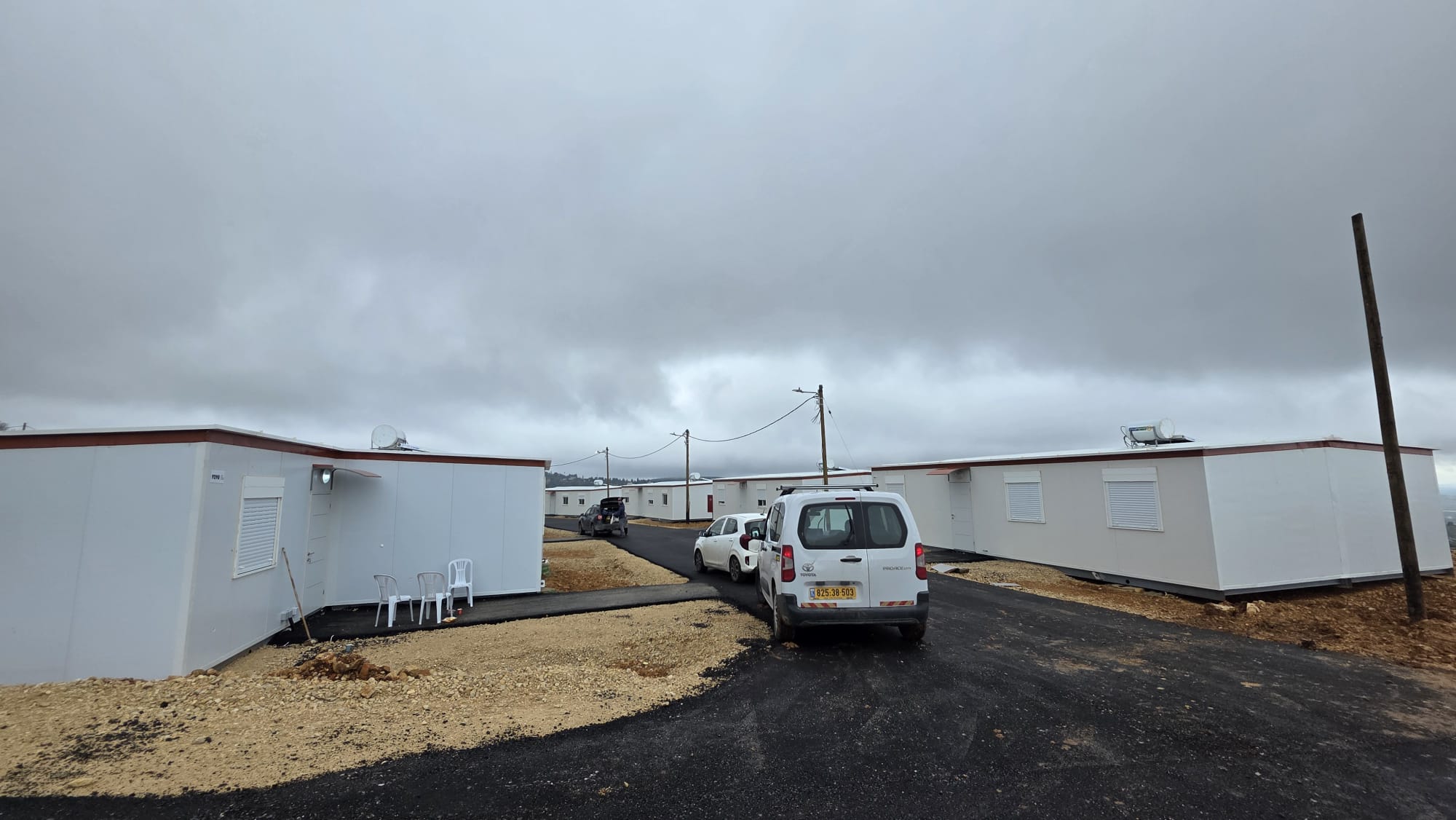 המבנים במעוז צור