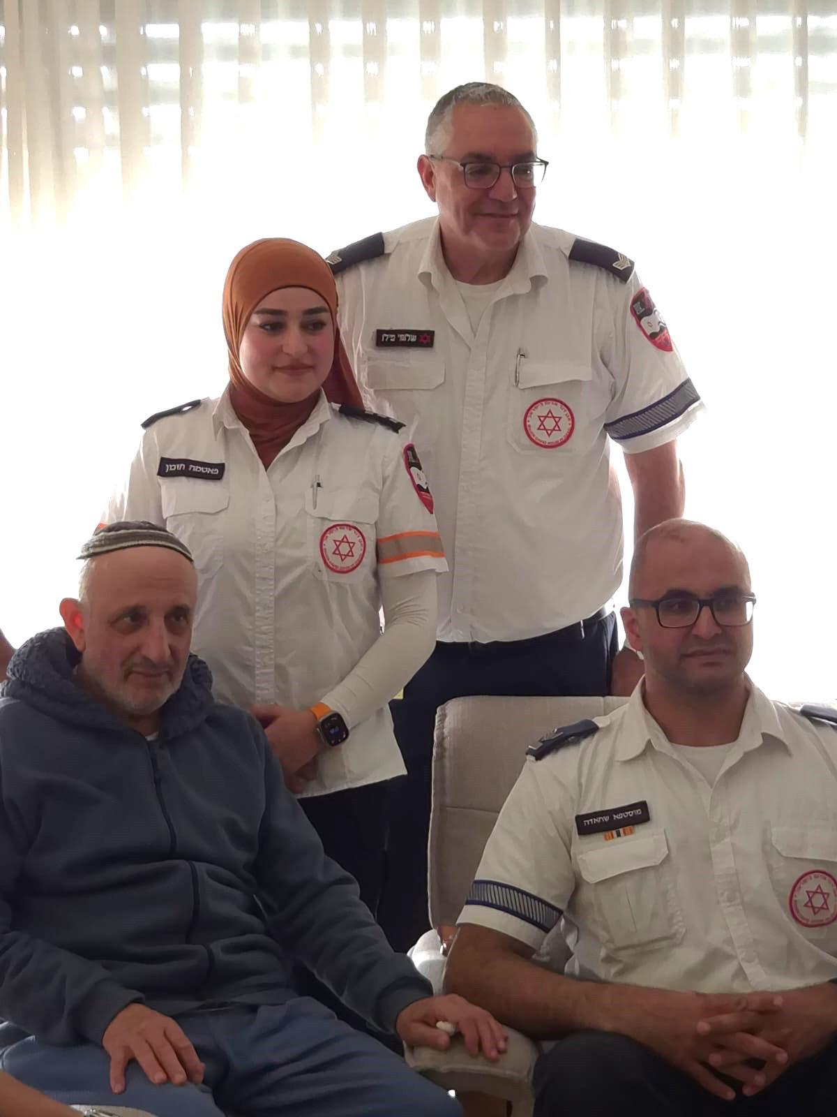 אשר עם צוות מד"א