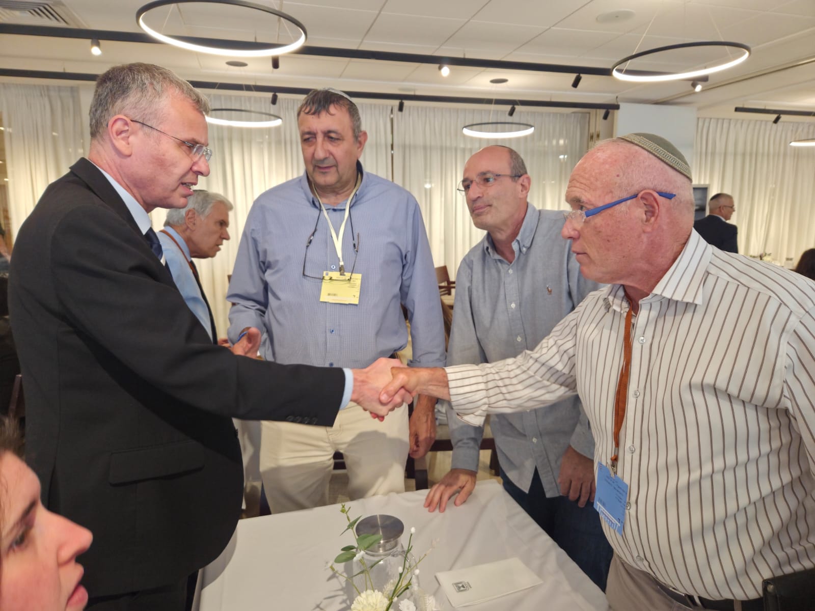המפגש עם השר לוין