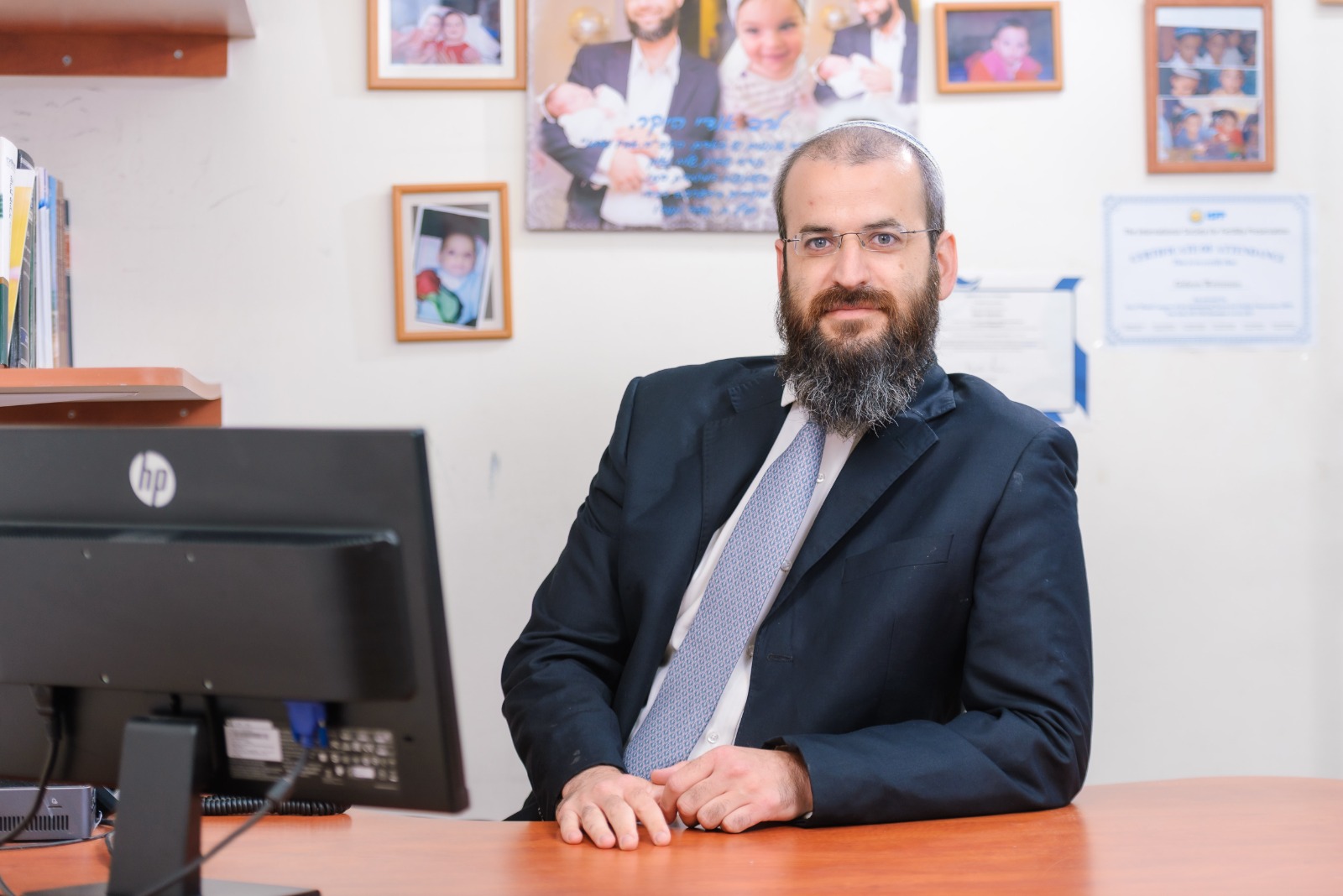 הרב שפס עומר, יועץ ופוסק במכון פוע"ה