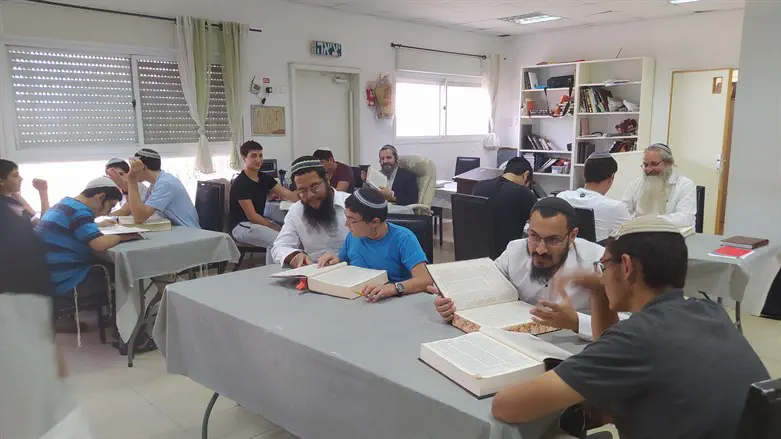 לימוד מהנה בבית המדרש