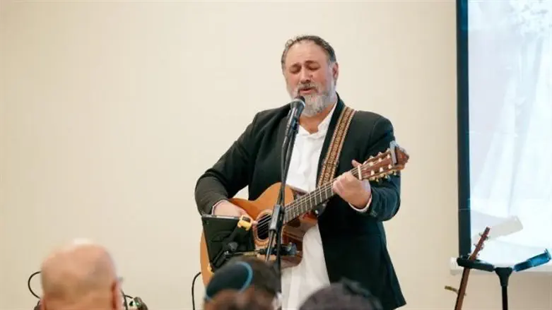 היוצר והאמן גולן אזולאי בערב בלתי נשכח