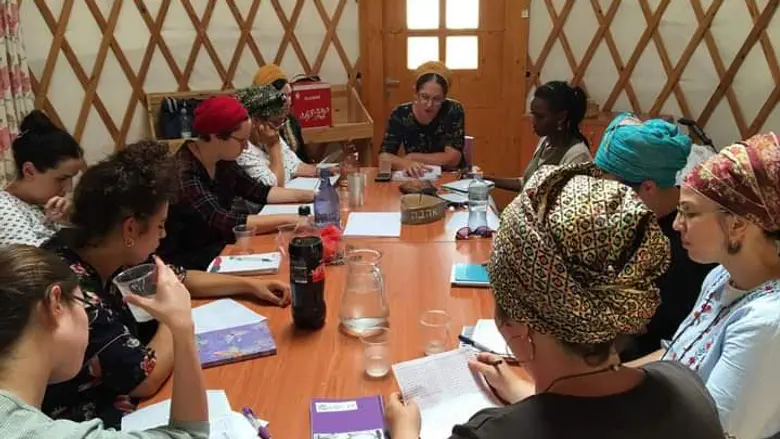 נשות המסלול בלימודים במכללת הרצוג