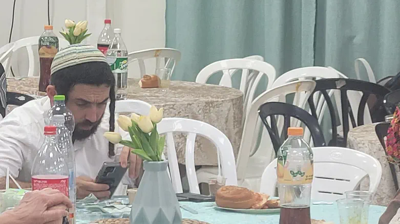 צבי סוכות בבר מצווה