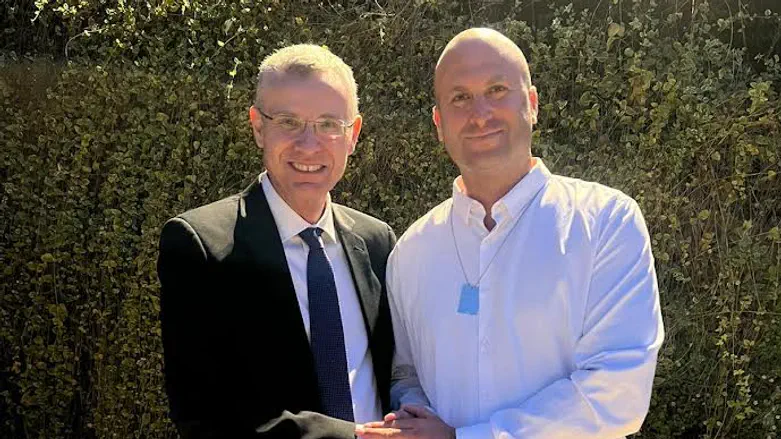 קרויזר ולוין