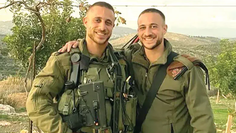 ישי סלוטקי ז"ל ואחיו התאום יונתן