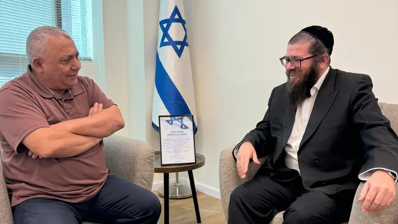 ישראל במפגש עם איזנקוט