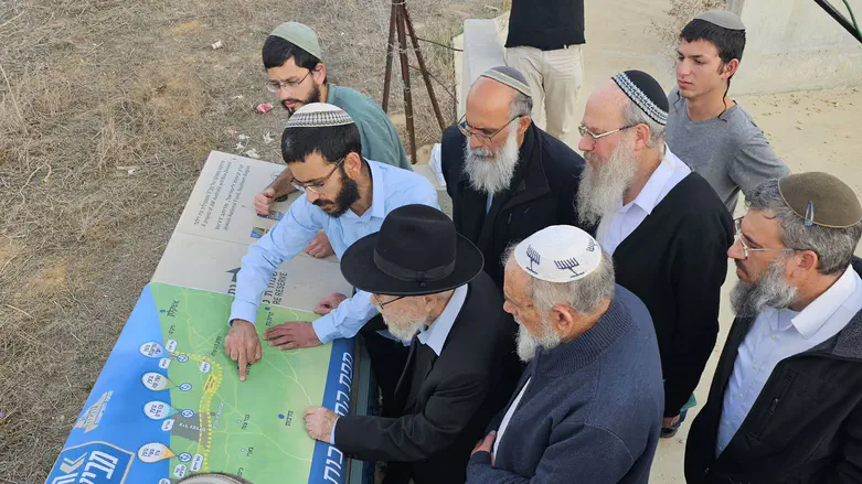 קלר עם הרבנים