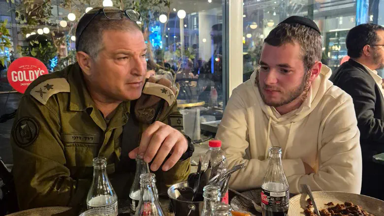 טרייטל עם האלוף זיני