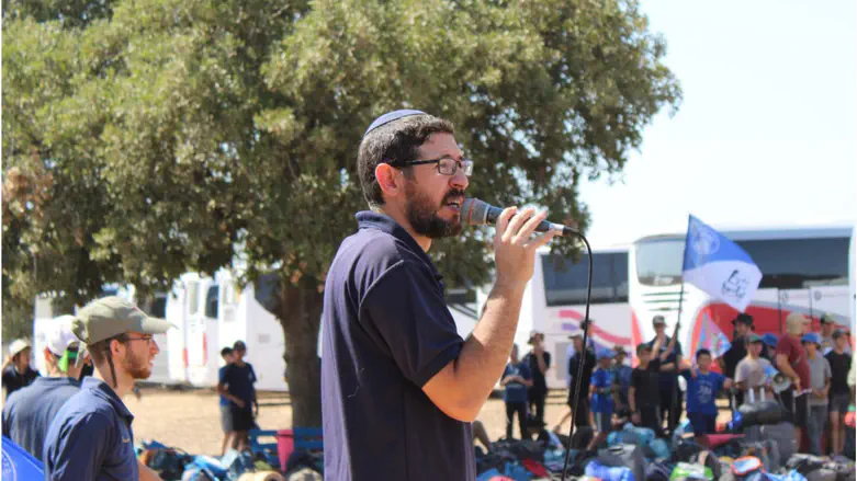 דביר עמיאור נפרד