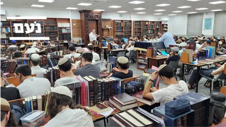 מעוז בביקור