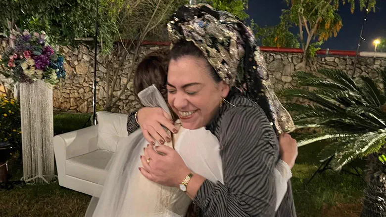 חיה ממן בחתונה