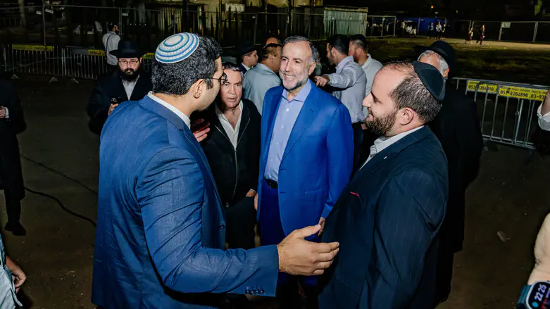 עם השר וסרלאוף