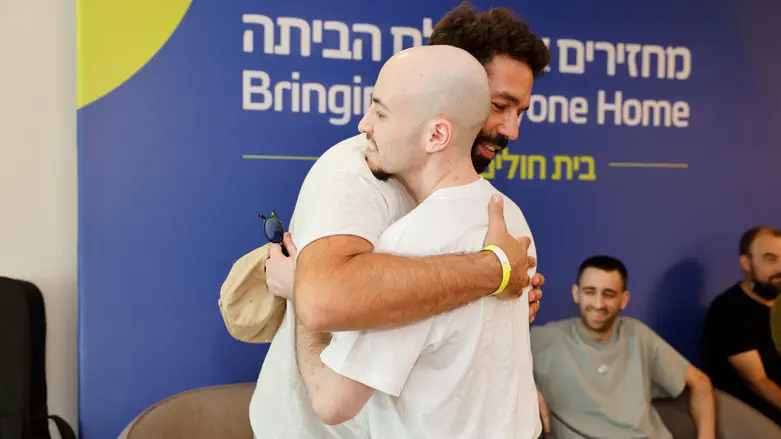 רביד פלוטניק ואיתן מור