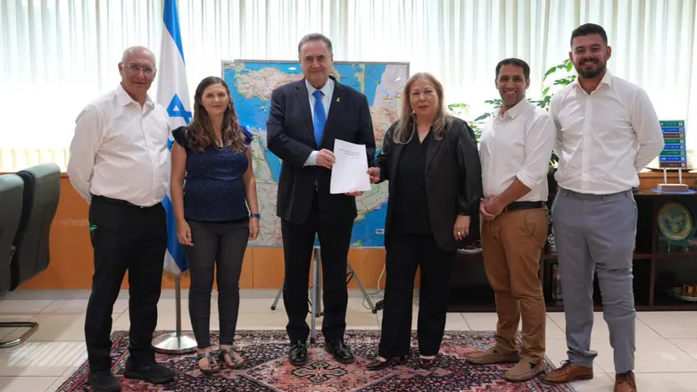 הוועדה המייעצת לבחינת גלי צה"ל