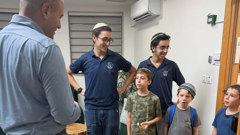 החניכים עם ראש העיר