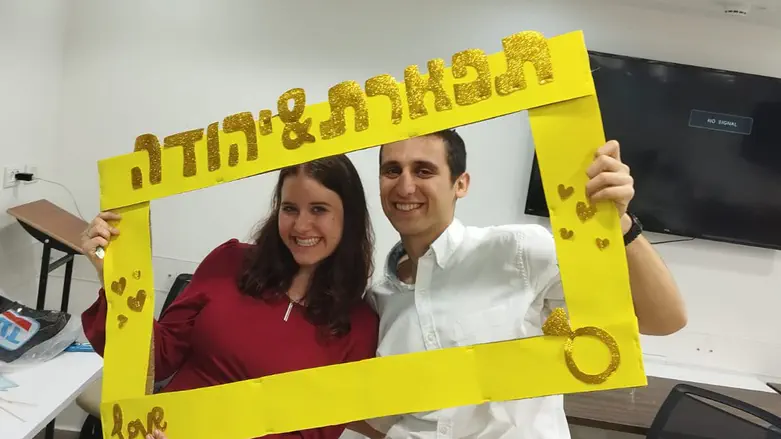 תפארת ג'קסון ויהודה גרוטס