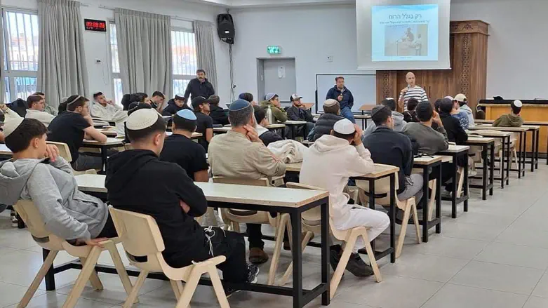 האחים כפיר ואוהד ניימרק