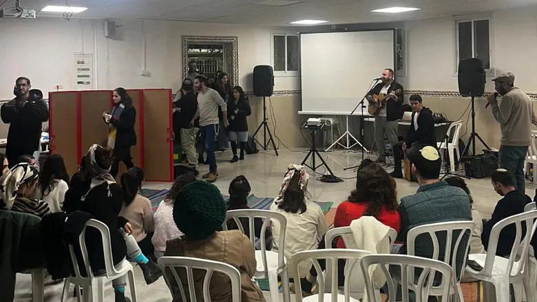 ערב זיכרון לזכרו של אלקנה נוילנדר