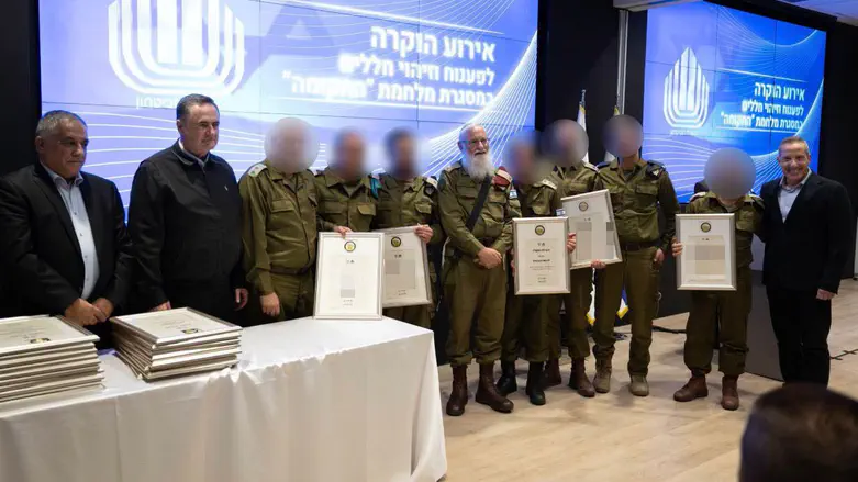 תעודות הוקרה ליחידות הרבנות 